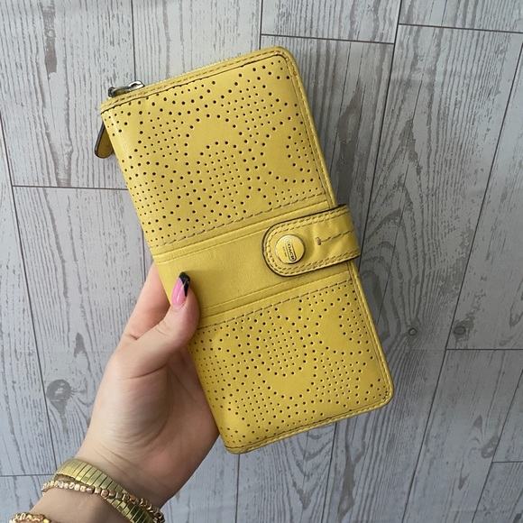 Coach wallet - Picture 1 of 5